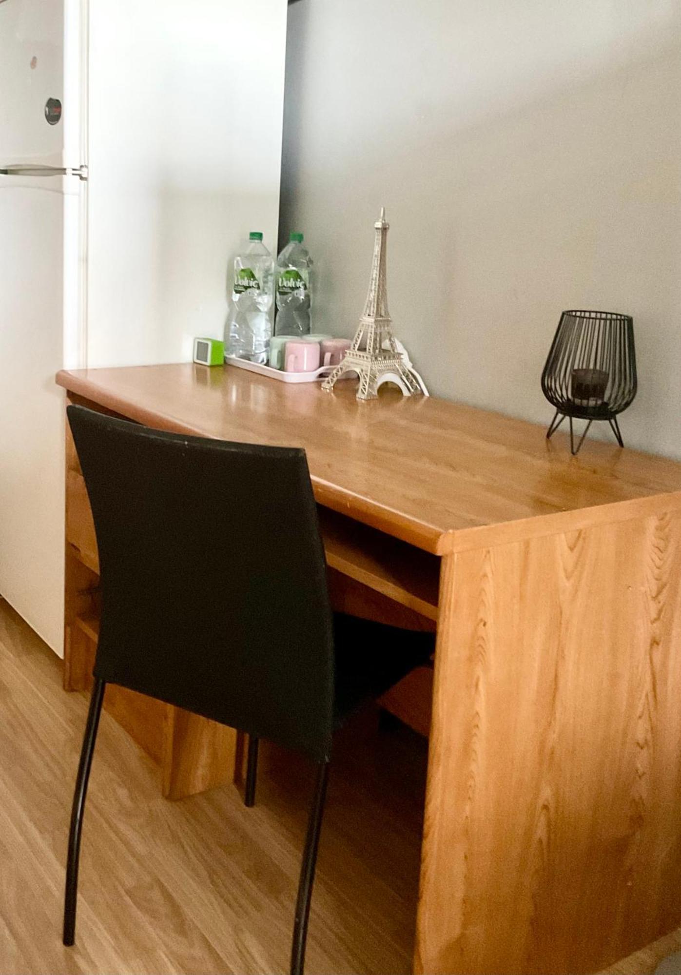 Female-Dortoir Femme -Dorm Shared Room Paris Bobigny Buitenkant foto